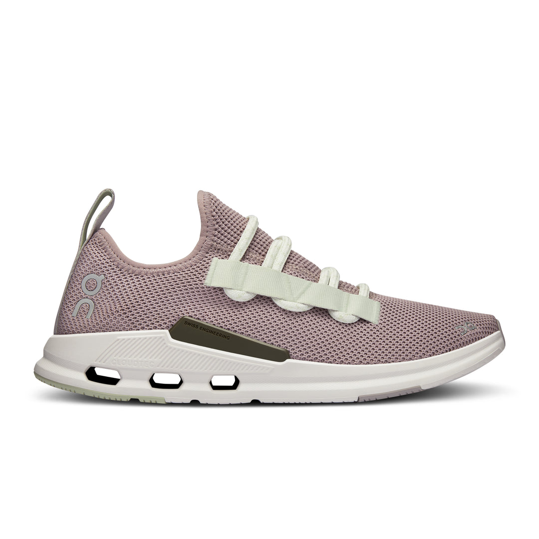 Womens On Cloudeasy, Heron/Aloe, 7.5 B Medium