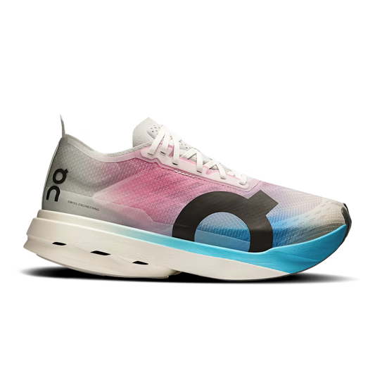 Women's On Cloudboom Strike, White/Horizon, 7 B Medium