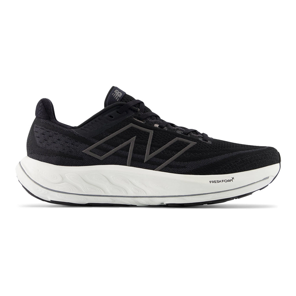 Men's New Balance Fresh Foam Vongo v6, Black/White, 10 D