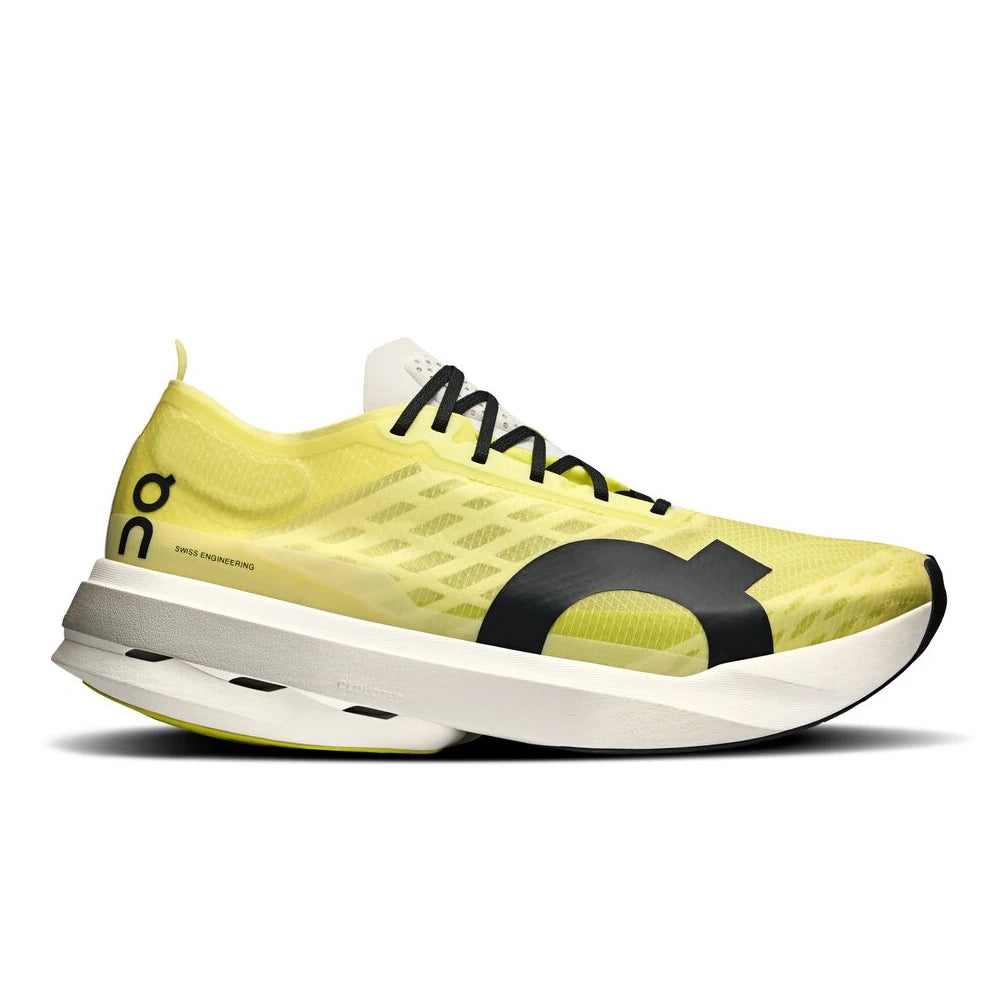 Men's On Cloudboom Strike, Limelight/Wolf, 9 D Medium
