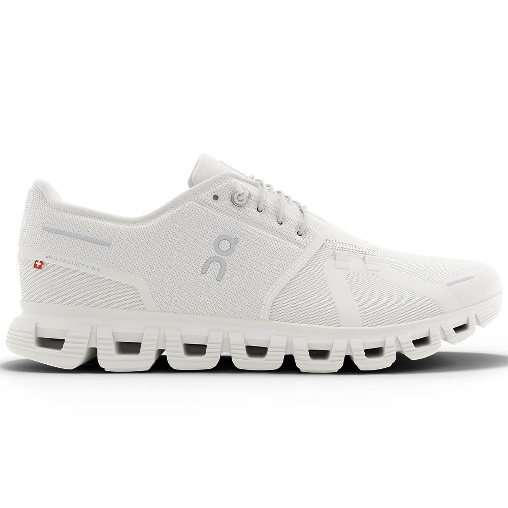 Women's On Cloud 6, White/White, 6.5 B Medium